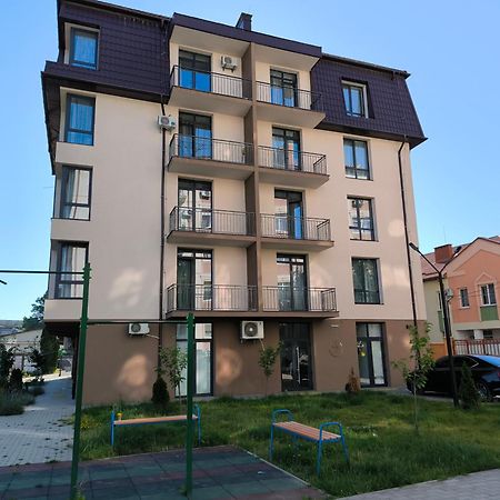 Apartments Domovik Myru St. 11S/21 Мукачево Экстерьер фото