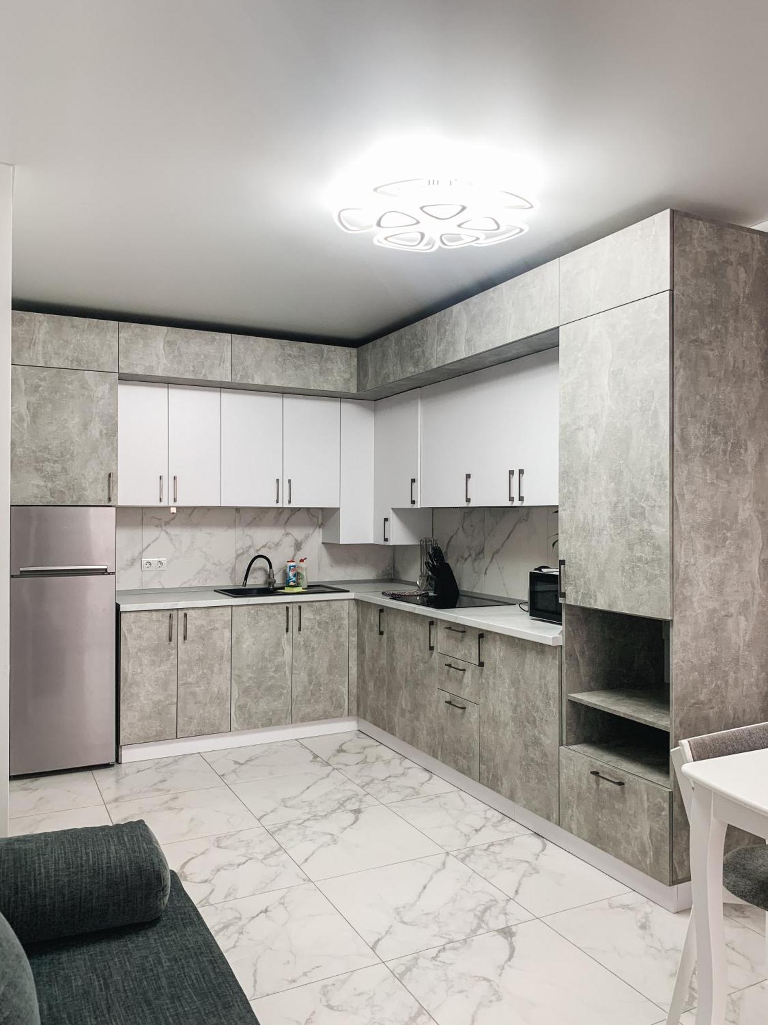 Apartments Domovik Myru St. 11S/21 Мукачево Экстерьер фото
